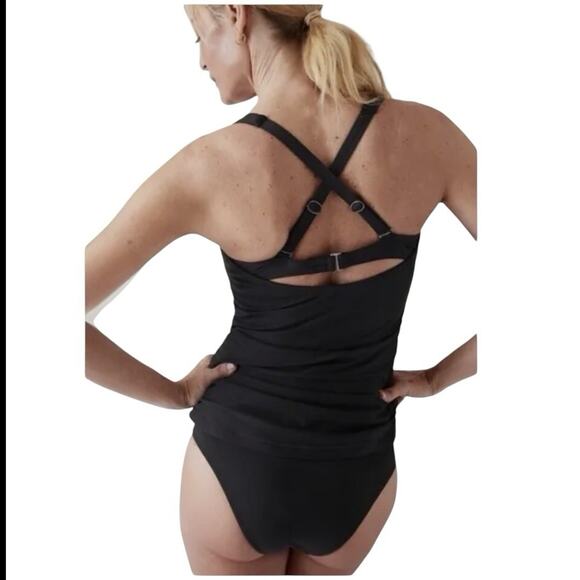 NWT ATHLETA Tankini 32 D-DD Square Neck Black Ruched Sides Removable Cups - Picture 3 of 7